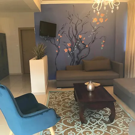 Leonidas And 3* Mola Kalyva