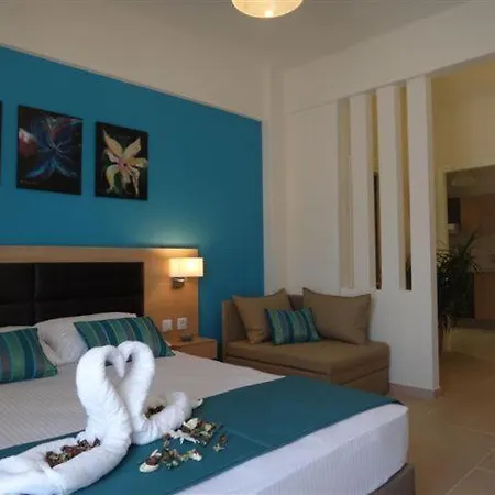 Leonidas And Mola Kalyva