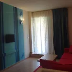 Aparthotel Leonidas And 3*