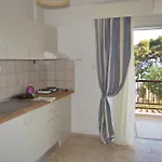 Aparthotel Leonidas And