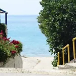 Aparthotel Leonidas And