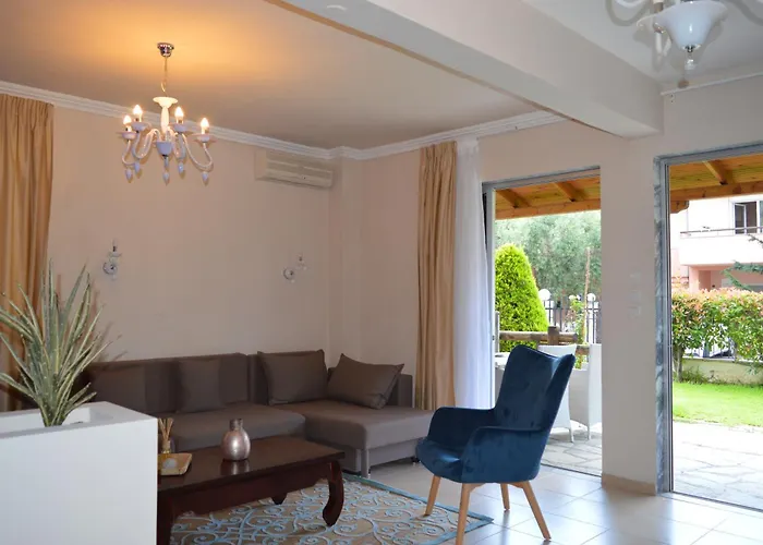 Apartahotel Leonidas And Mola Kalyva